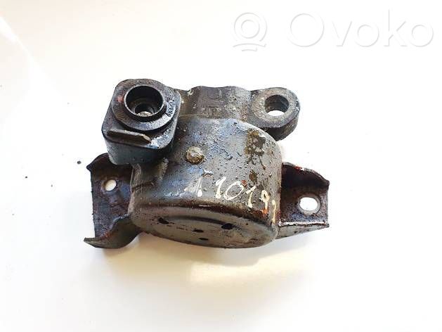 Opel Corsa D Engine mount bracket 