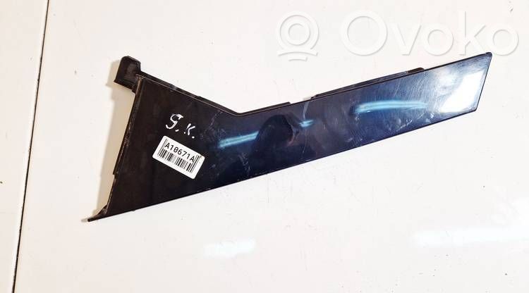 Ford Mondeo Mk III Ornament geam ușă spate 