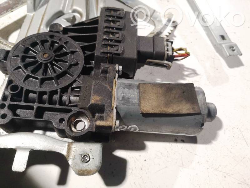 Opel Astra H Motor macara geam ușă față 
