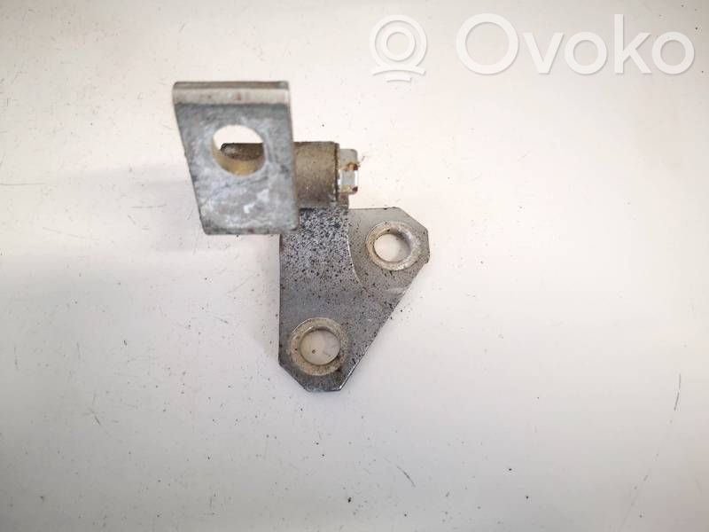 Volkswagen PASSAT B6 Etuoven yläsarana 