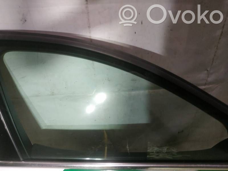 Renault Laguna III Vitre de fenêtre porte avant (4 portes)