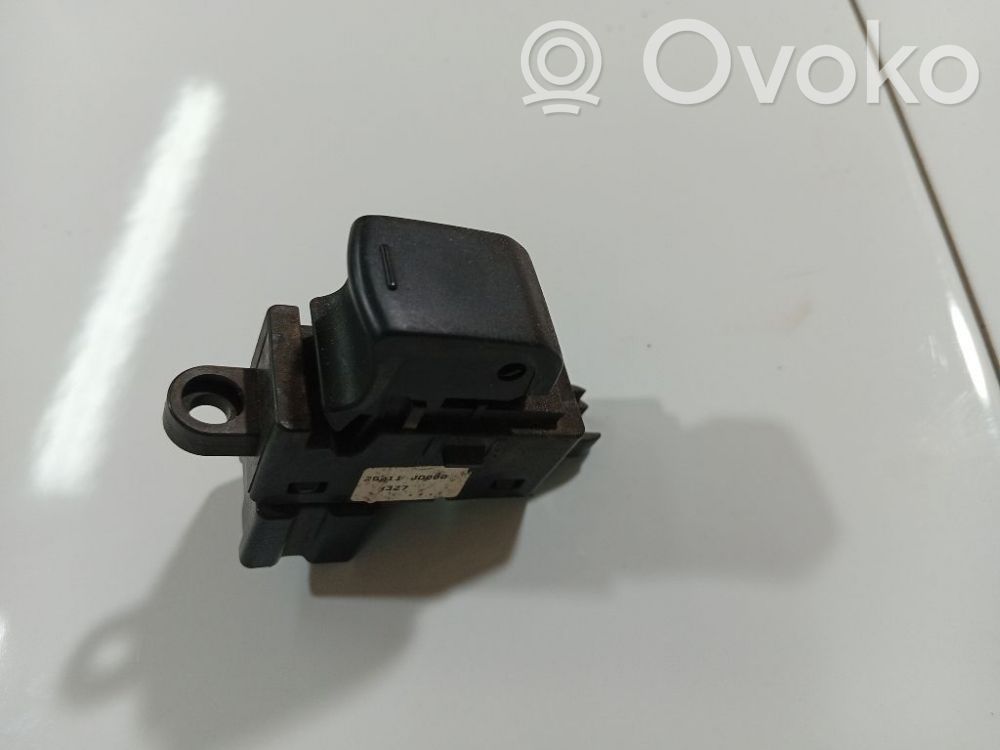 Nissan Qashqai Comutator comandă geamuri electrice