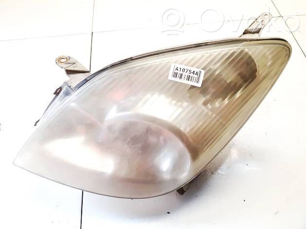 Toyota Corolla Verso E121 Phare frontale