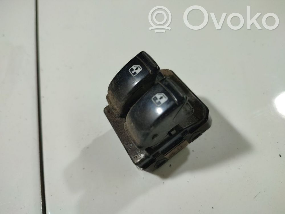 Chevrolet Aveo Interruptor del elevalunas eléctrico 