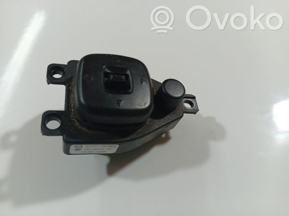 Interruptor del espejo lateral   B25D66600,03200310,16032006,B25066600,B25D66600