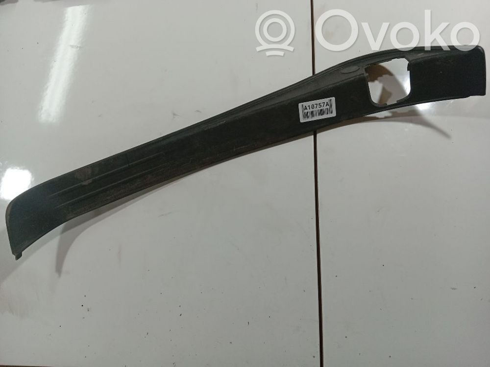 Subaru Legacy Capac prag spate 
