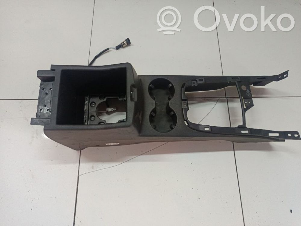 Consola central   846812B000,846812B000,846812B000,K6D12