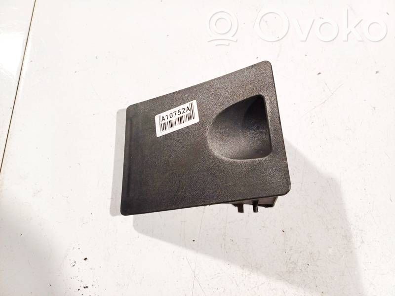 Toyota Yaris Vano portaoggetti