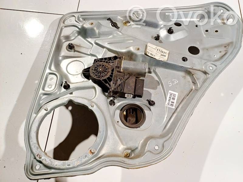 Volkswagen PASSAT B5.5 Alzacristalli del portellone scorrevole con motorino 