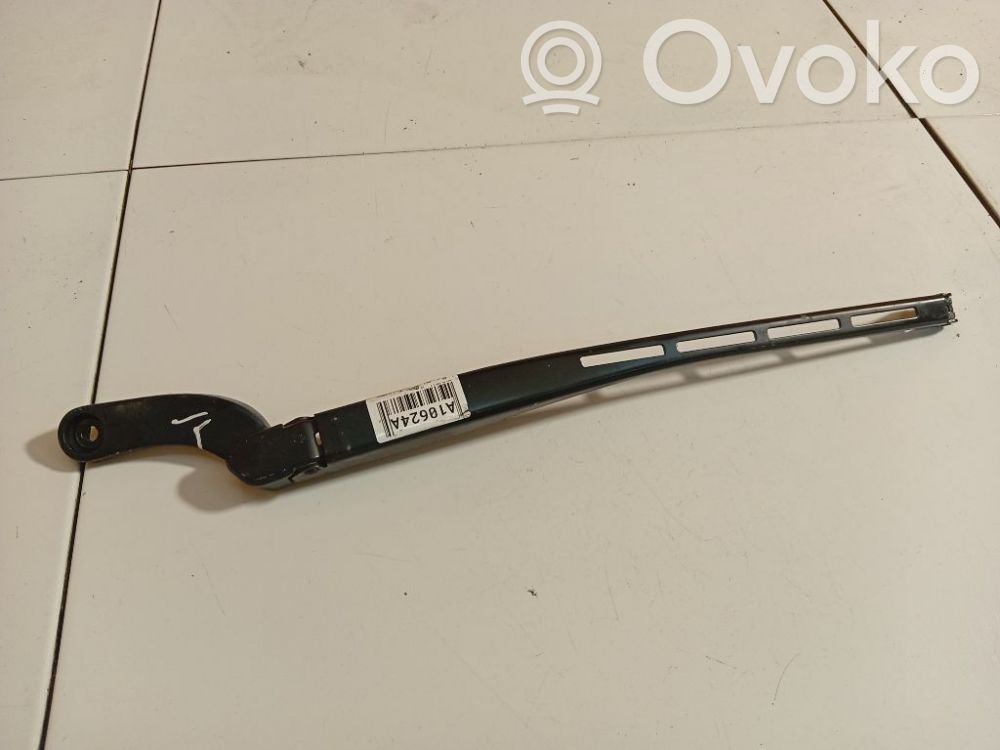Audi A6 S6 C5 4B Braccio della spazzola tergicristallo anteriore 