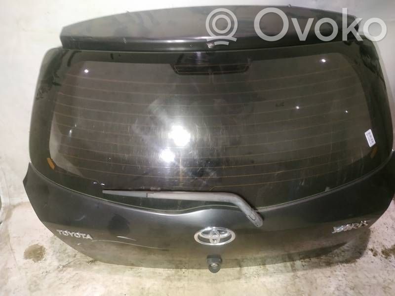 Toyota Yaris Takaluukun/tavaratilan kansi 