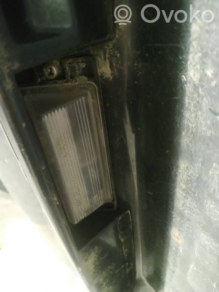 Mitsubishi Galant Éclairage de plaque d'immatriculation