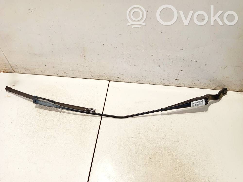 Opel Corsa D Braccio della spazzola tergicristallo anteriore