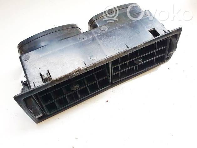 Volkswagen Golf II Grilă ventilație centrală 