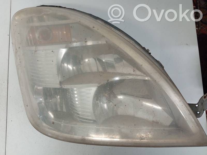 Iveco Daily 30.8 - 9 Scheinwerfer 