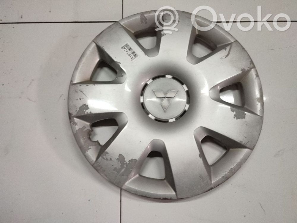 Mitsubishi Lancer X Enjoliveurs R16