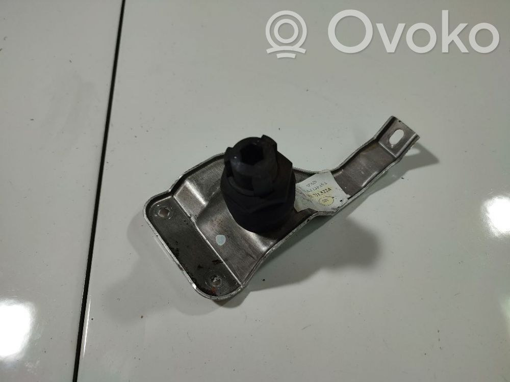 Otros repuestos del exterior   8Z1721522A,8Z1721522A,8Z1721522A,8Z1721522A