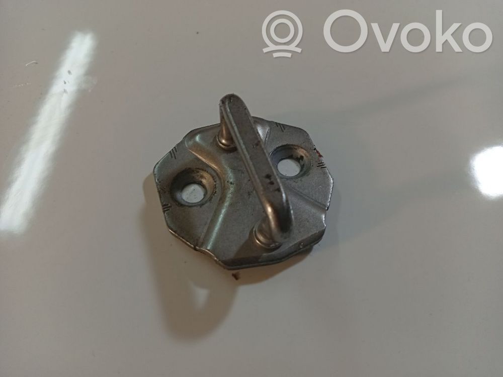 Ford Fiesta Bridă/cârlig închidere ușă spate
