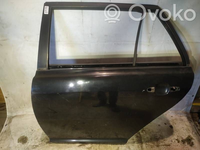 Toyota Avensis T250 Tür hinten