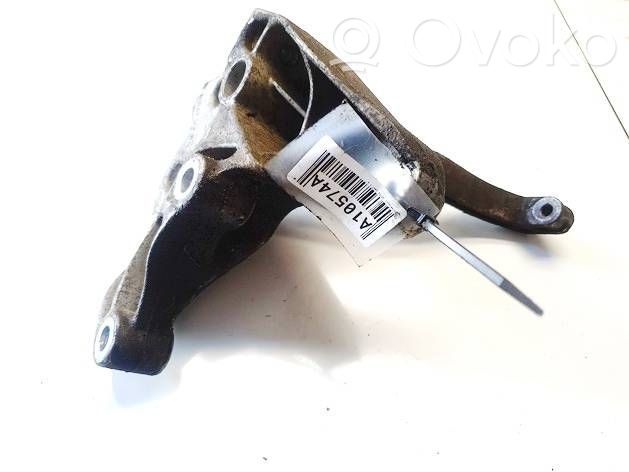 Volkswagen Jetta V Support, suspension du moteur
