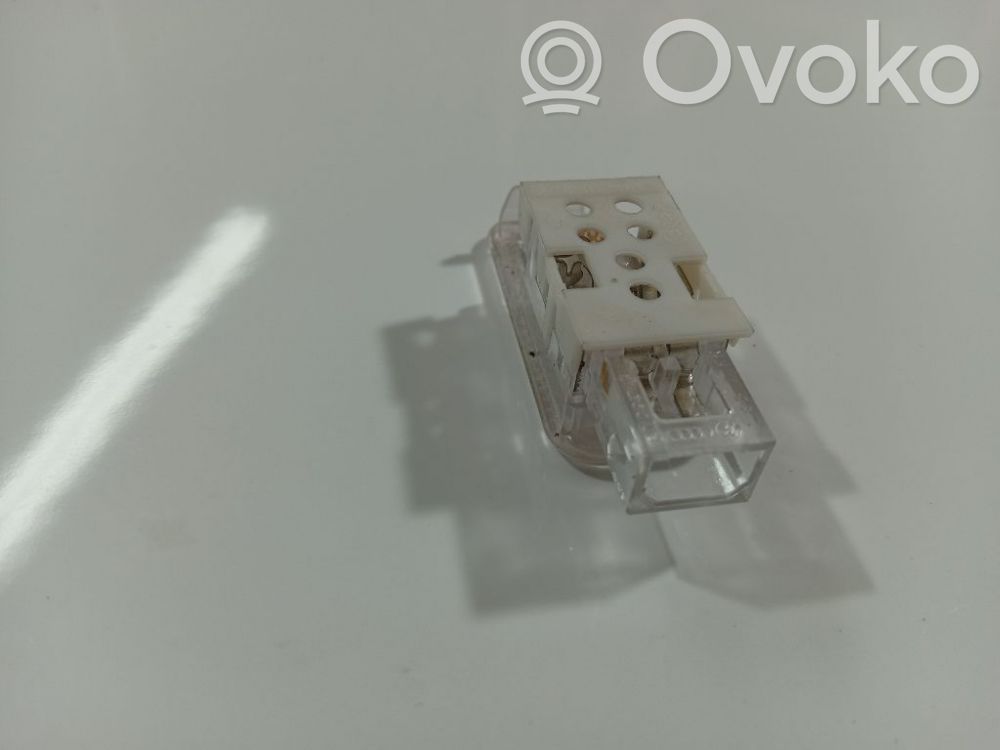 Audi A6 S6 C6 4F Otras luces interiores 