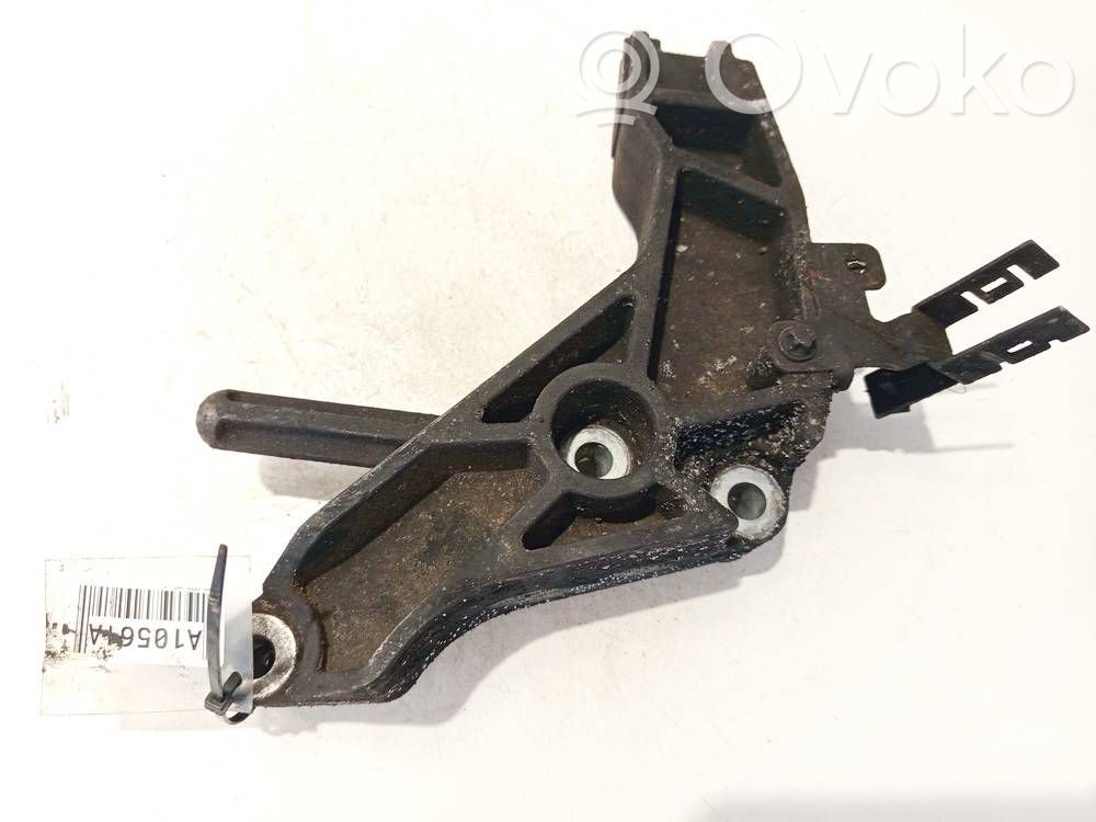 Opel Zafira B Supporto di montaggio del motore (usato) 