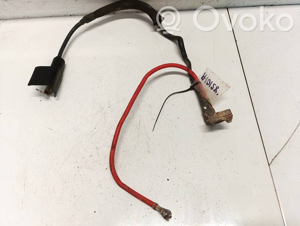 Audi Q3 8U Cavo positivo (batteria) 