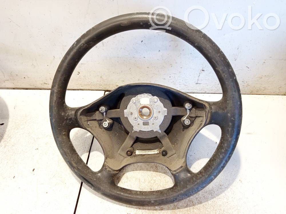 Mercedes-Benz Vito Viano W639 Ohjauspyörä