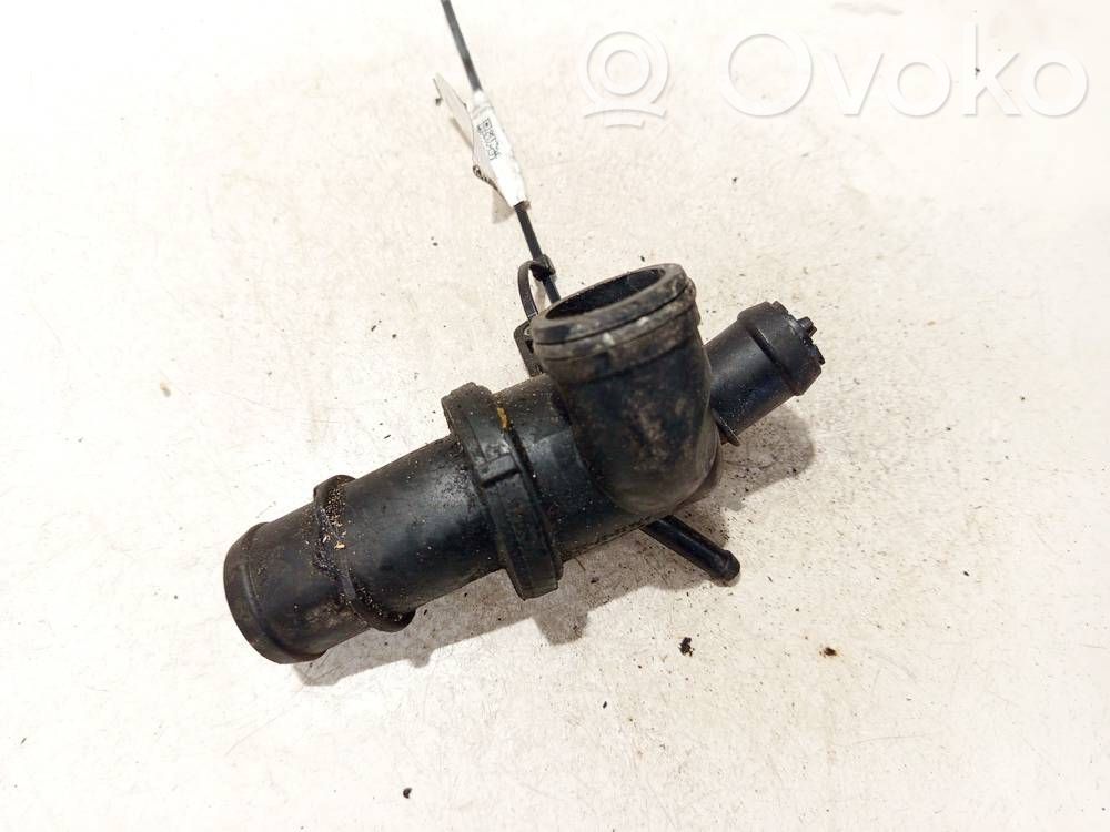 Mercedes-Benz B W245 Conductă/furtun lichid de răcire motor 