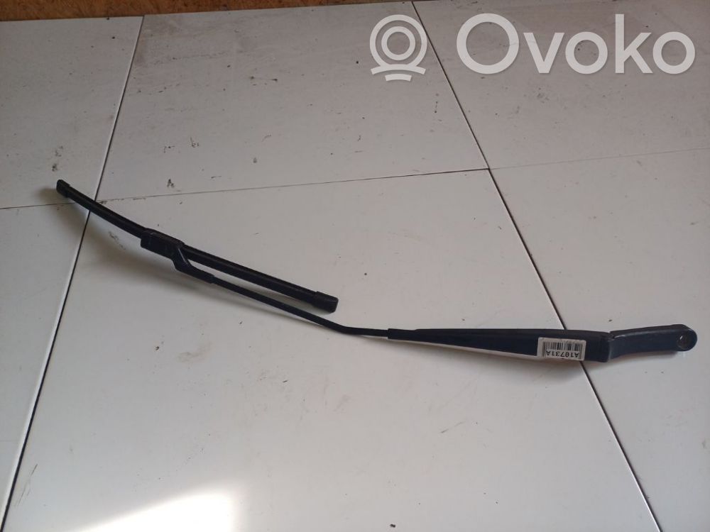 Volkswagen Golf V Wischerarm vorne