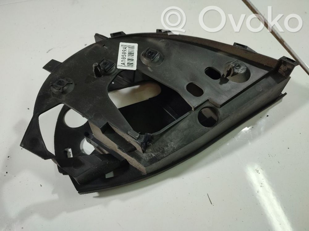 Opel Omega B1 Inne części wnętrza samochodu 