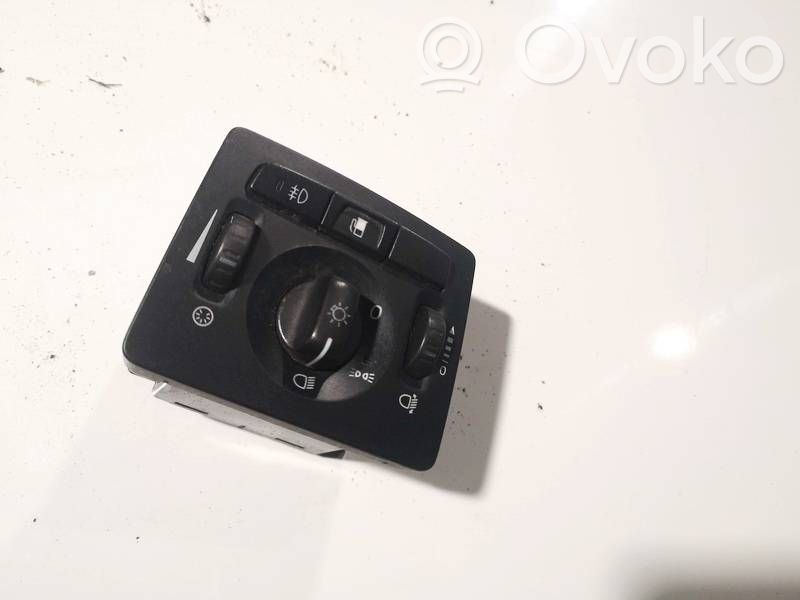 Light switch   30739298,19206,19206,30739298