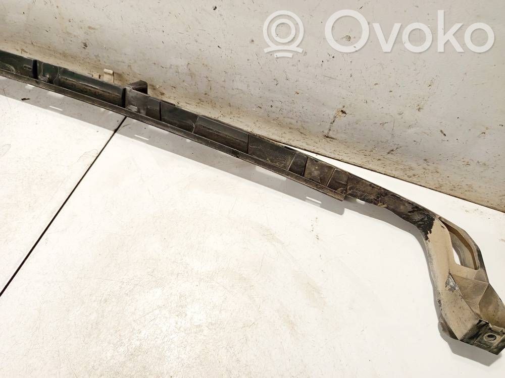 Volkswagen PASSAT B6 Staffa di rinforzo montaggio del paraurti posteriore 