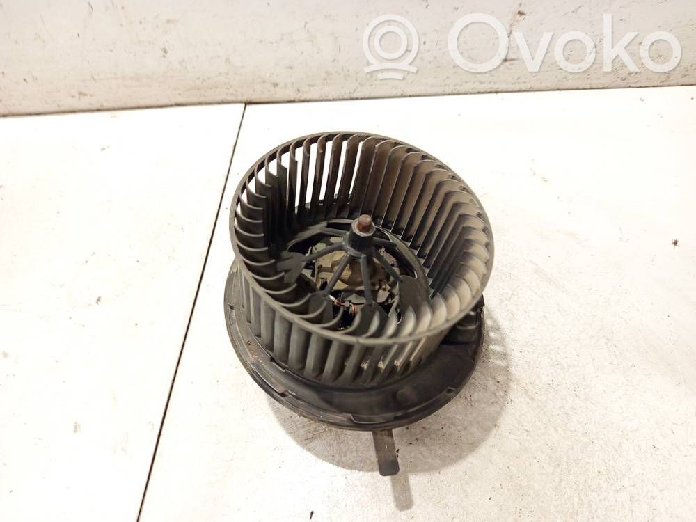 Volkswagen PASSAT B6 Ventilator aerotermă 