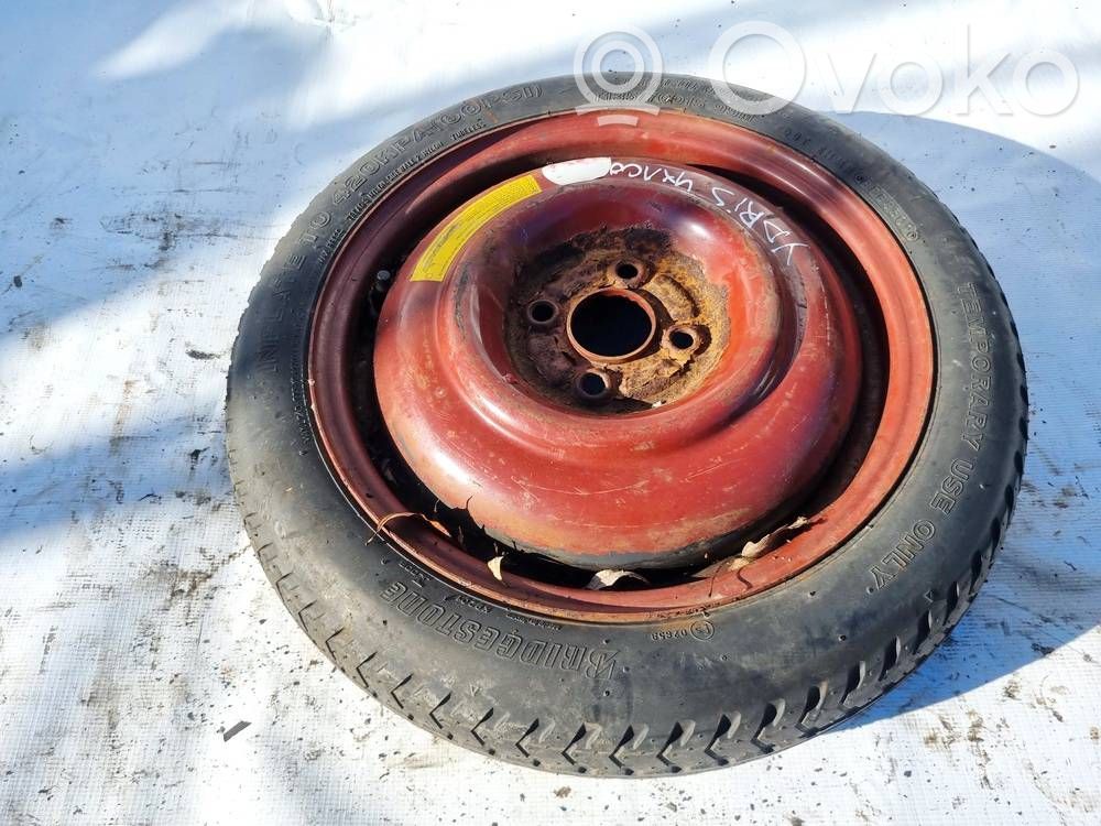 Toyota Yaris Rueda de repuesto R15 