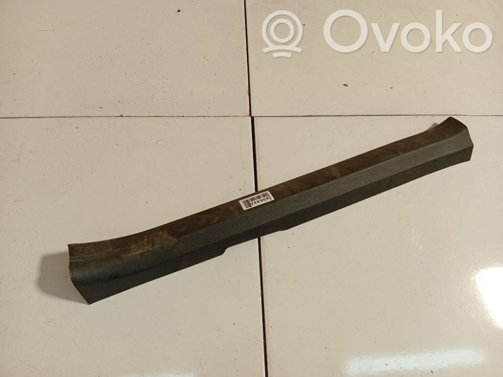 Toyota Auris 150 Copertura del rivestimento del sottoporta anteriore