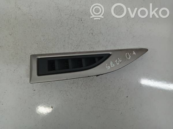 Chevrolet Captiva Rivestimento parafango (modanatura) 