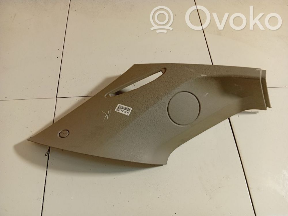 Cadillac SRX Moldura del pillar (D) (Inferior) 