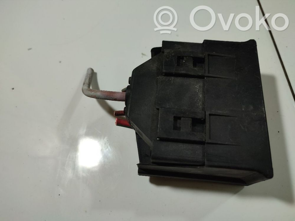 Saab 9-5 Juego de caja de fusibles 