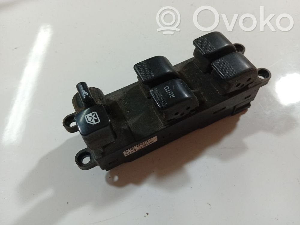 Electric window control switch   83071AE01A,83071AE01A,83071AE01A