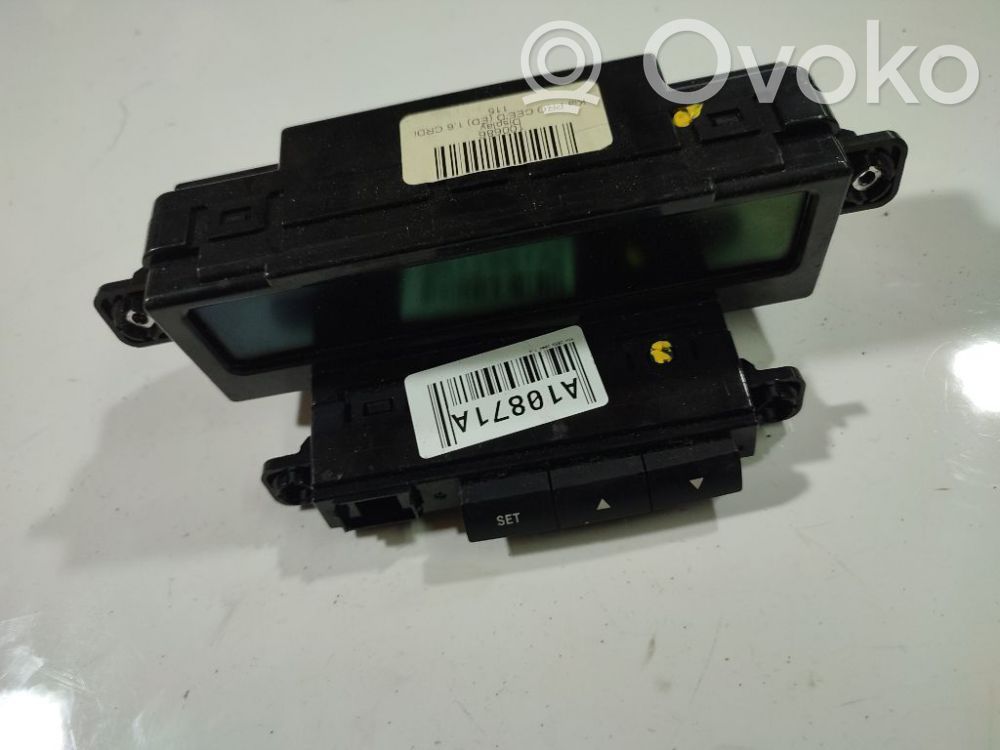 Bildschirm / Display / Anzeige   957101H700,100686,957101H700,957101H700