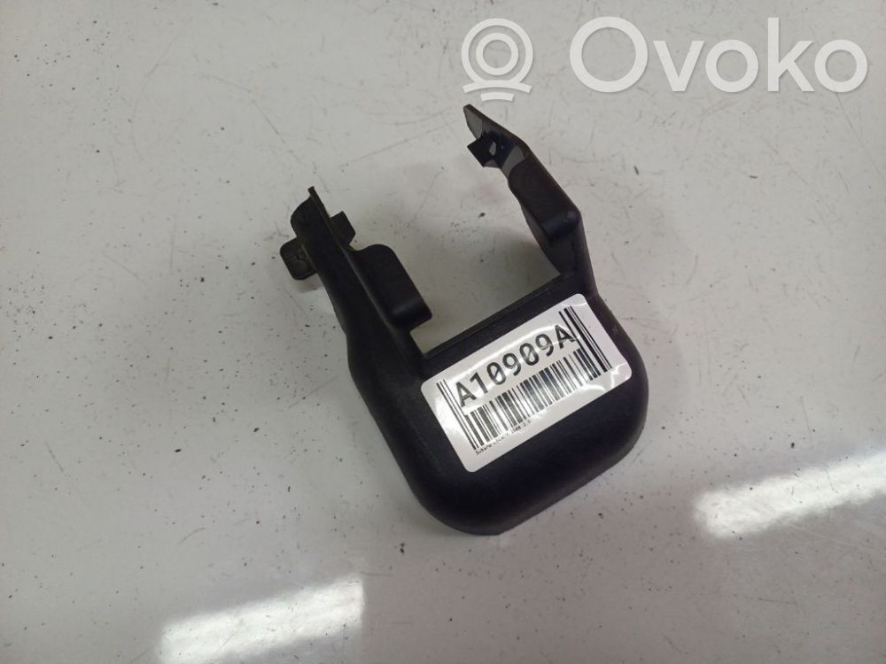 Subaru Legacy Kita salono detalė 