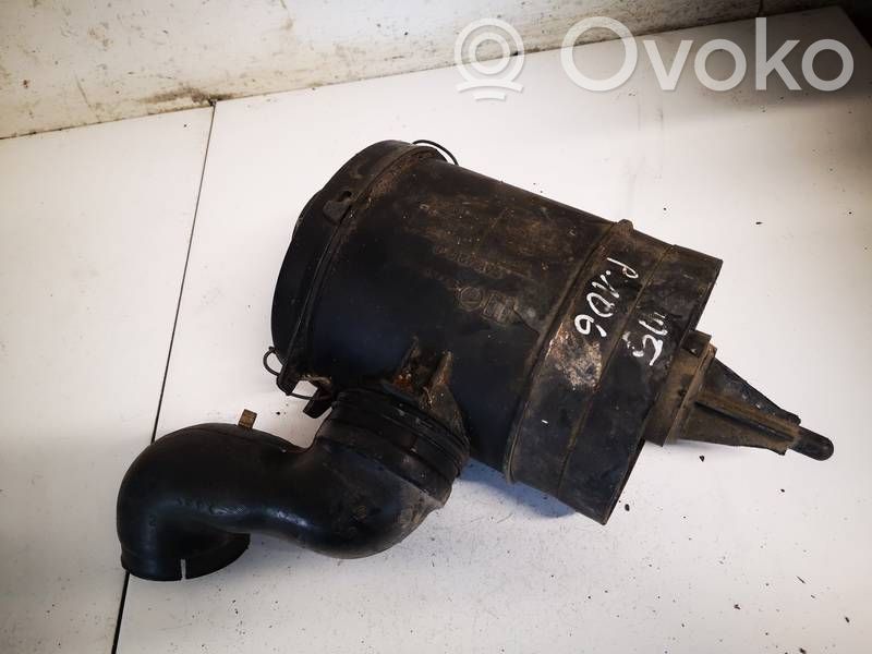 Peugeot 106 Caja del filtro de aire 