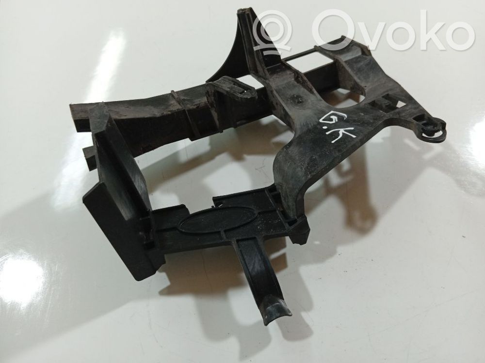 Ford Mondeo MK IV Uchwyt / Mocowanie zderzaka tylnego 