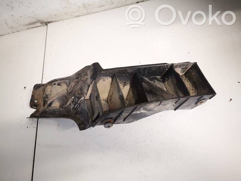 Volkswagen Polo IV 9N3 Suport montare bară spate 