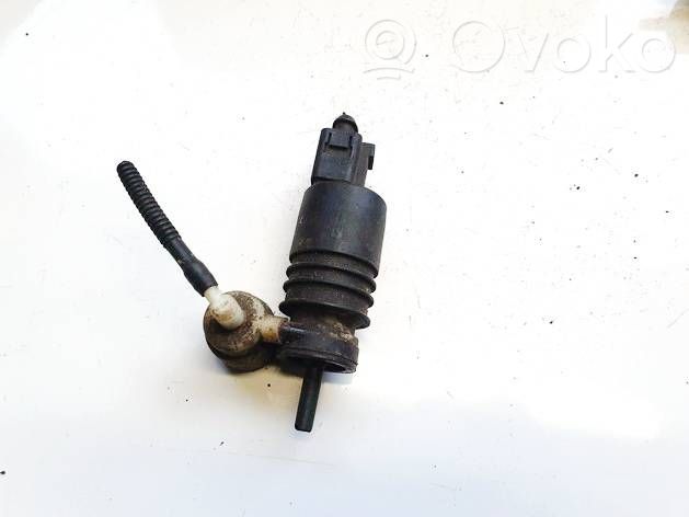 Volkswagen PASSAT B5 Pompă spălător parbriz 