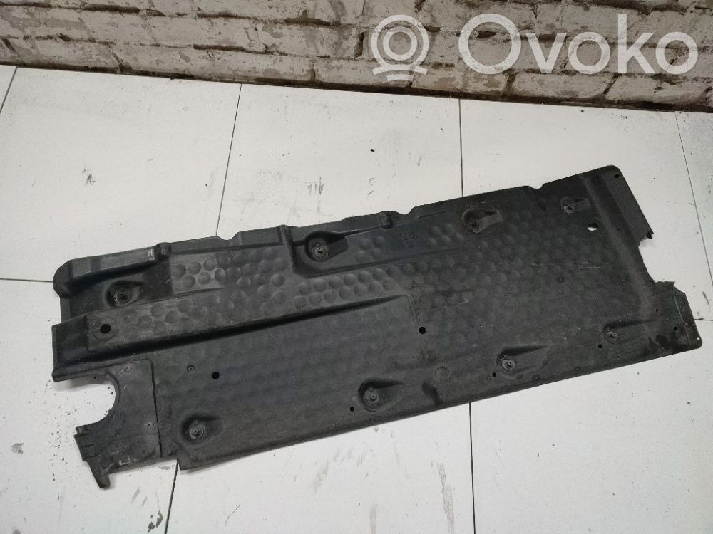 Volkswagen Golf V Placa protectora/protector antisalpicaduras motor 