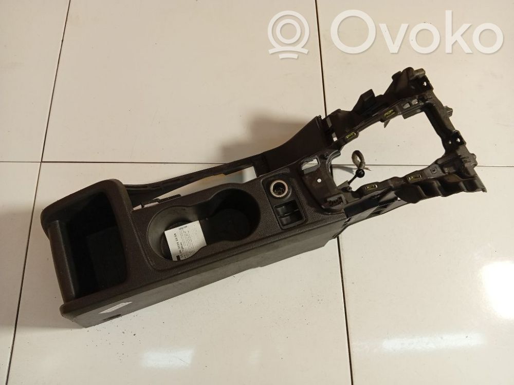 Ford Focus Keskikonsoli 