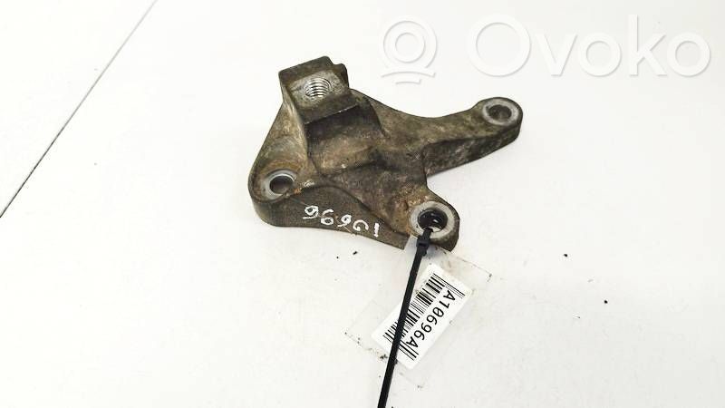 Ford Focus C-MAX Engine mounting bracket 