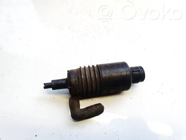 Audi A4 S4 B5 8D Pompa lavavetri parabrezza/vetro frontale